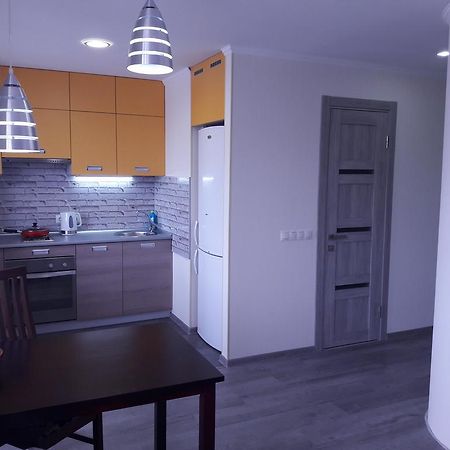 דירות חארקיב Apartmens Near Metalist מראה חיצוני תמונה