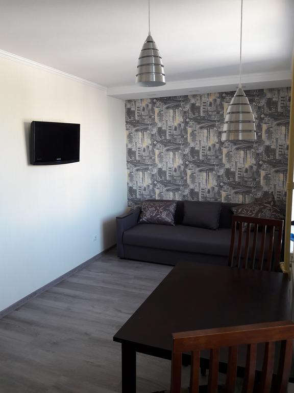 דירות חארקיב Apartmens Near Metalist מראה חיצוני תמונה